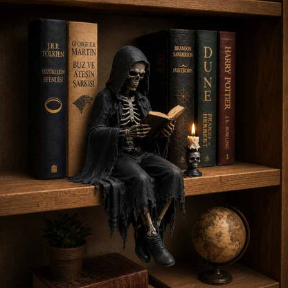 Gothic Hooded Reader Resin Figure – Dark Fantasy Bookshelf Decor